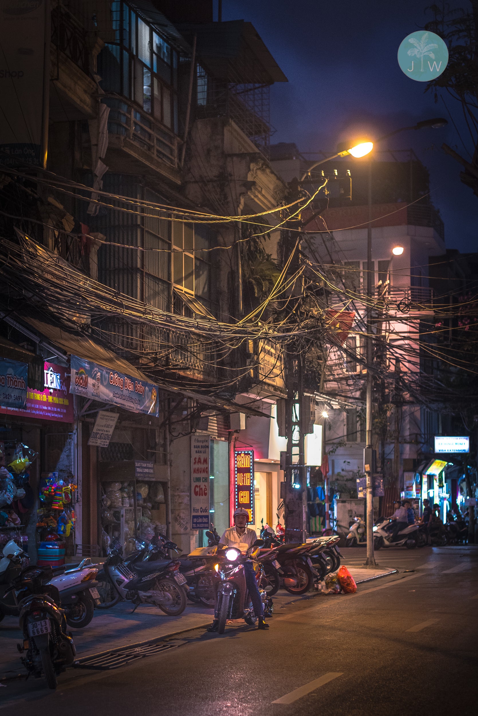 Hanoi Night Stop